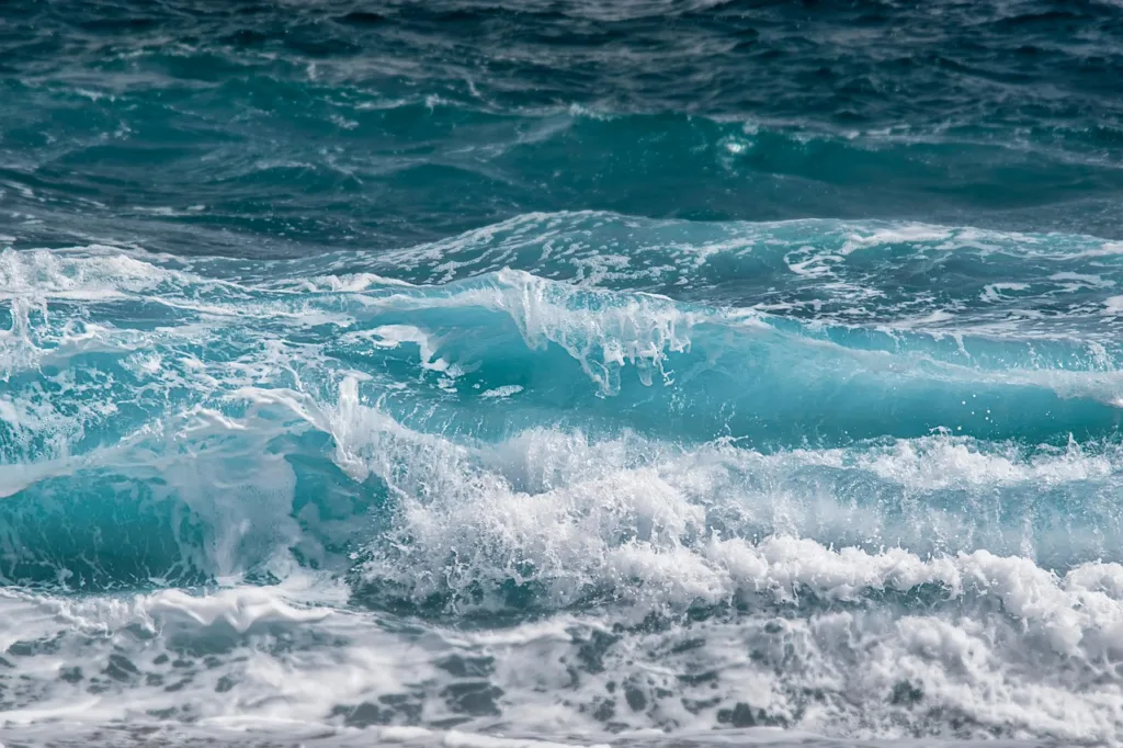 foto de ondas do mar.