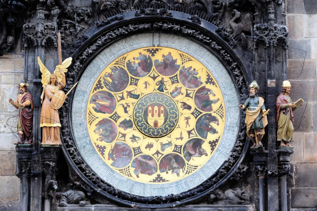 relogio zodiacal da cidade de praga.