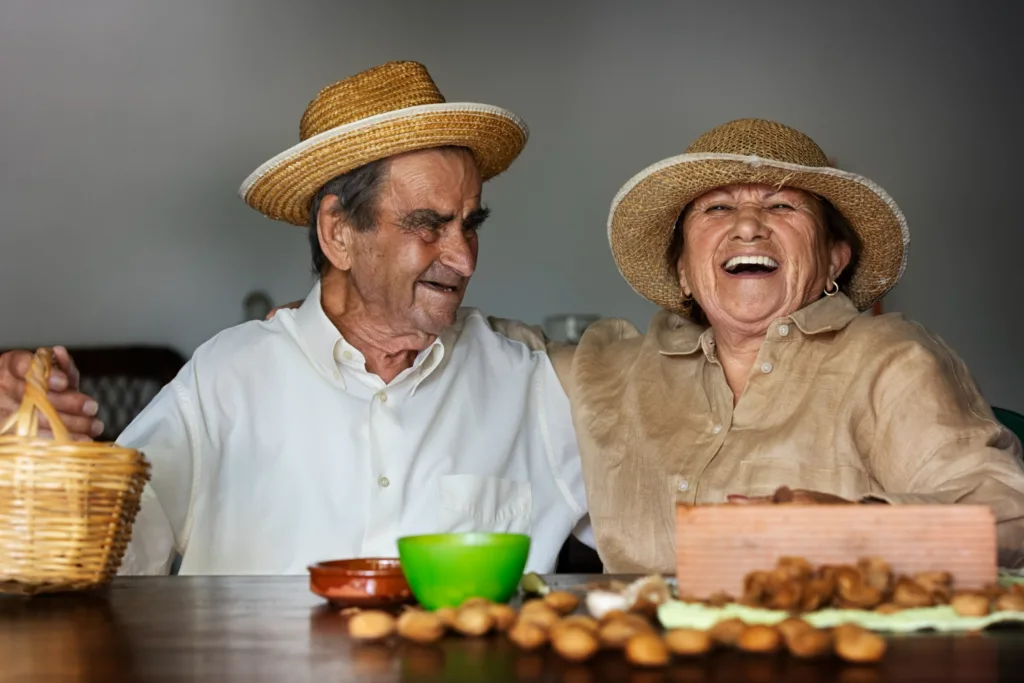 casal de idosos da zona rural.